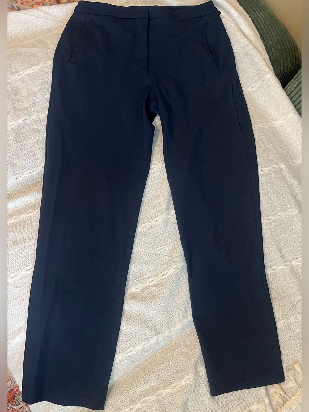 Lululemon On the Move pants Navy 6